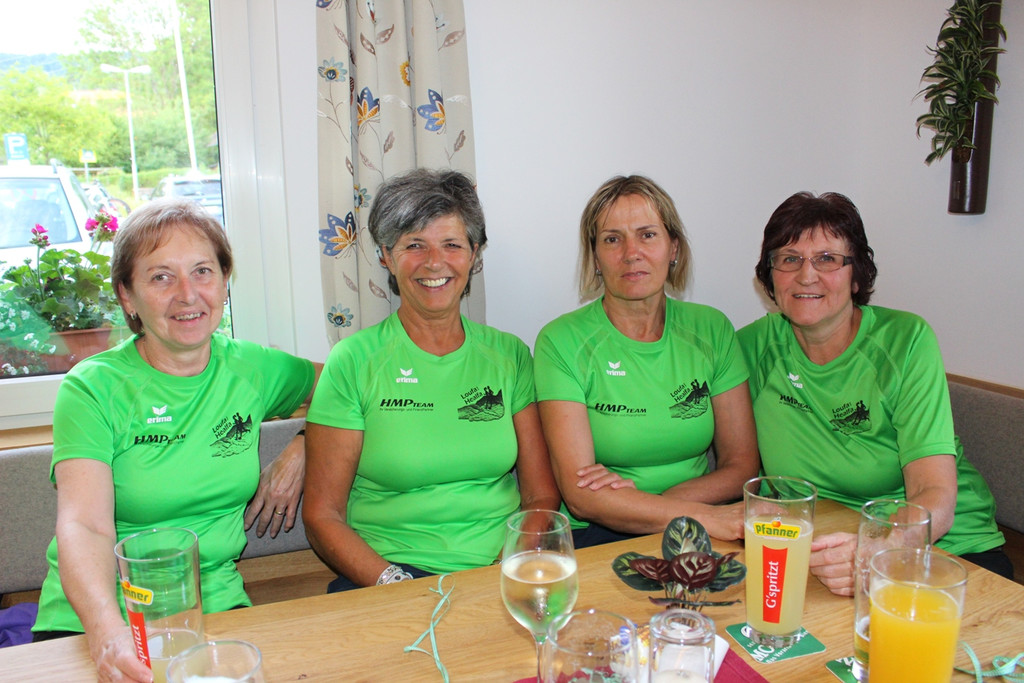 LaufTreff Helferfestle C Mitglieder 09-06-2017 _1_.JPG