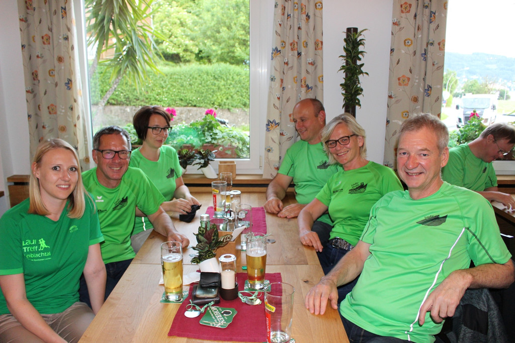 LaufTreff Helferfestle C Mitglieder 09-06-2017 _7_.JPG