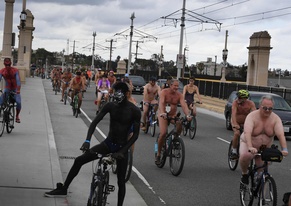 Naked Bike Ride _40_.jpg