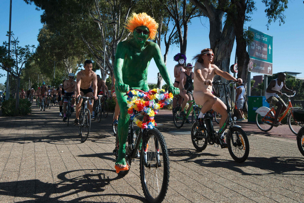 Naked Bike Ride _17_.jpg