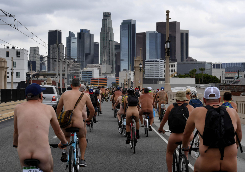 Naked Bike Ride _35_.jpg