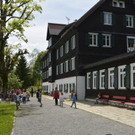 Vorbereitungen für Sommerfrische in Oberbildstein