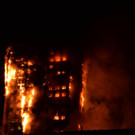 Londoner Hochhaus in Flammen