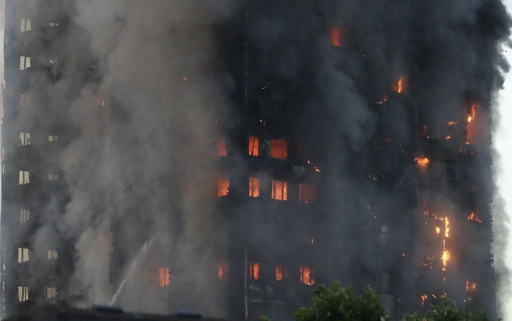 Britain_London_Fire_29914.jpg