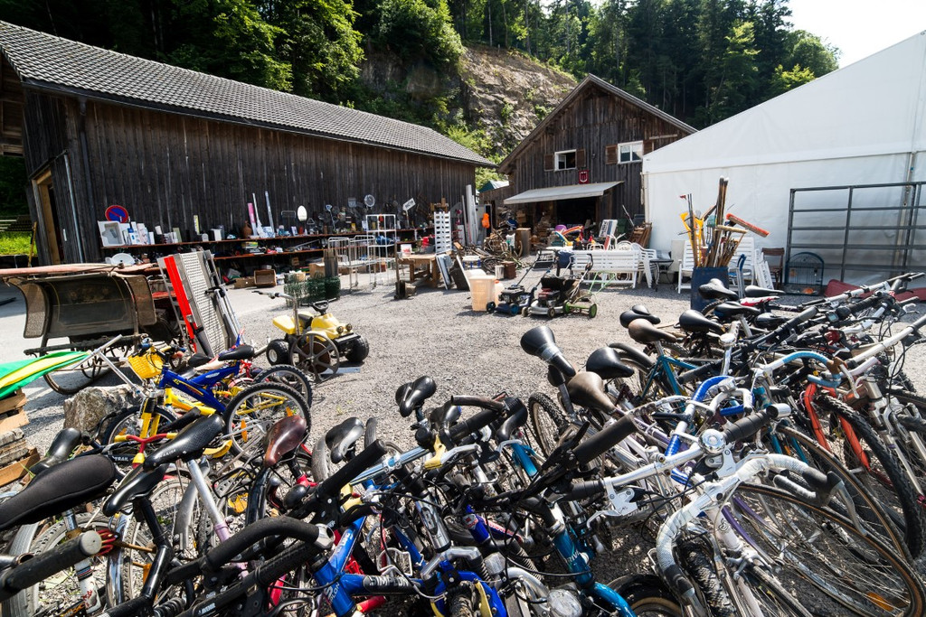 2017-06-15 Flohmarkt _1_ _Medium_.jpg