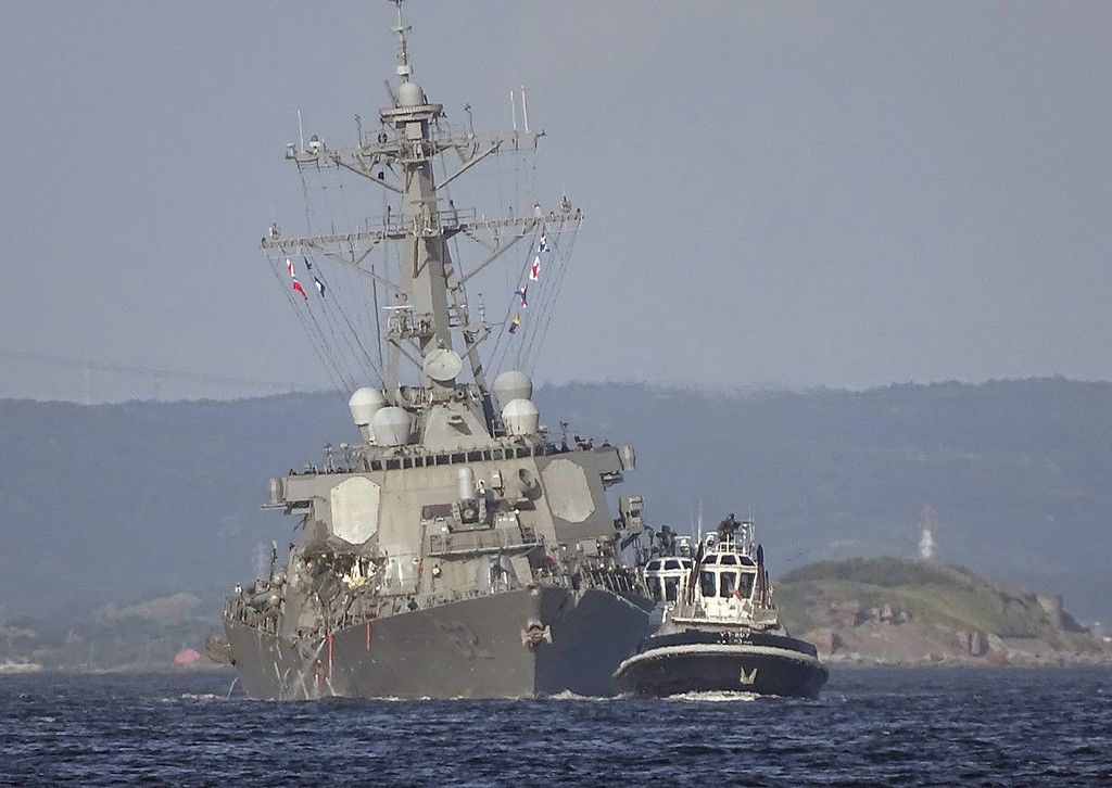 APTOPIX_Japan_US_Navy_Collision_58100.jpg