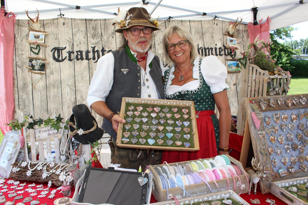 Kunstmarkt am Kaiserstrand G__TTINGER 18-06-2017 _26_.JPG