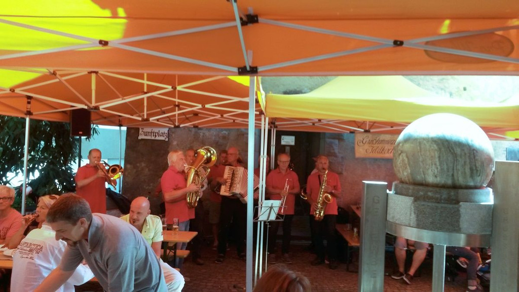 ghzBrunnenfest3.jpg