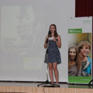 02 Sch__lerin Hannah spricht __ber Mobbing an Schulen und __ber Social Media.jpg