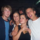 381990.jpg