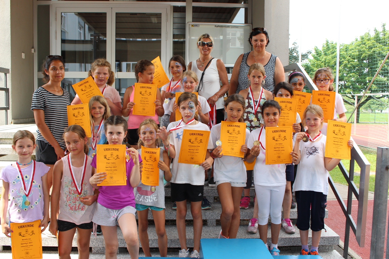 Volksschule Sportfest B Siegerehrung KLASSEN 23-06-2017 _6_.JPG