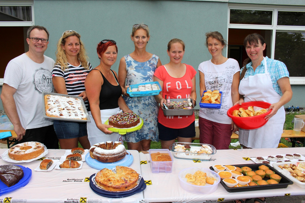 Volksschule Sportfest D Elternverein BEWIRTUNG 23-06-2017 _1_.JPG