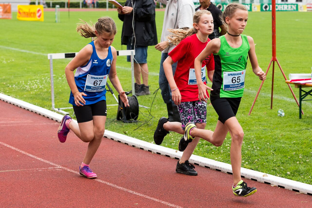 2G4A0076 Jolien 800m Start 3.jpg