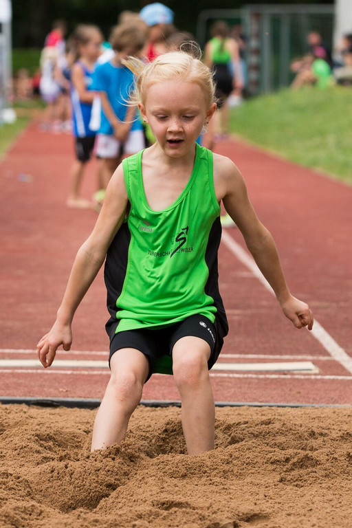 2G4A0282 Anna Weit Landung.jpg