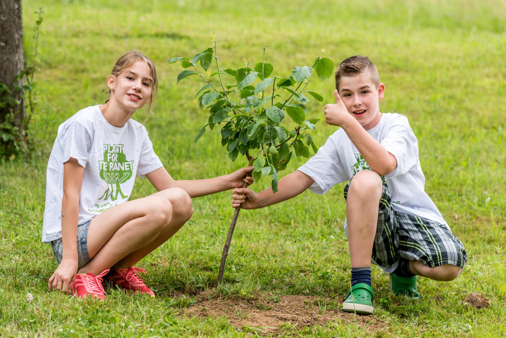 Stan Tessa Plant For The Planet _1_.JPG