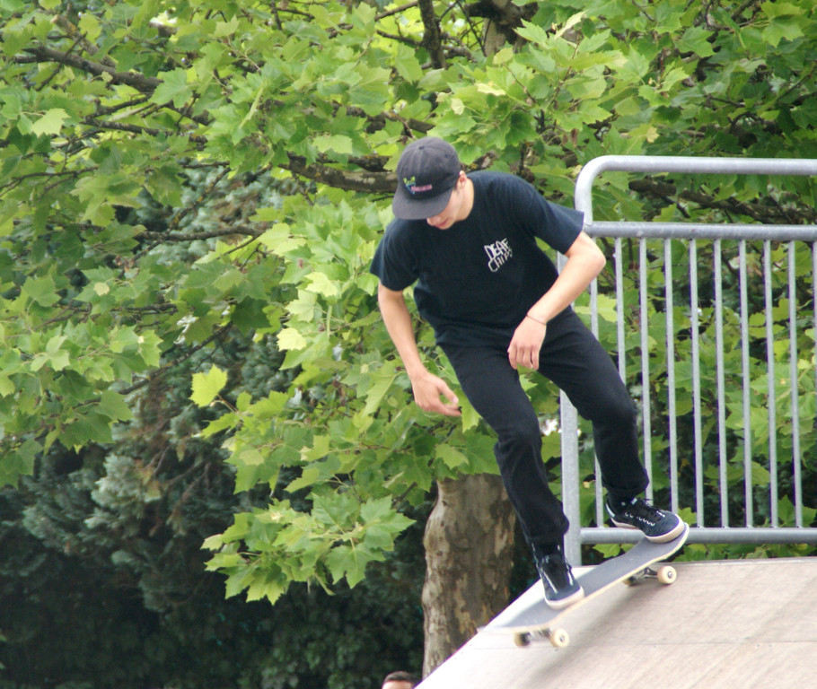 Volle Konzentration auf dem Board.JPG