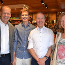 Intersport Er__ffnung Lech Vizeb__rgermeister Elmar Beiser_ Sohn Elias_ Pfarrer Jodok M__ller und Rose Beiser _2_.jpg