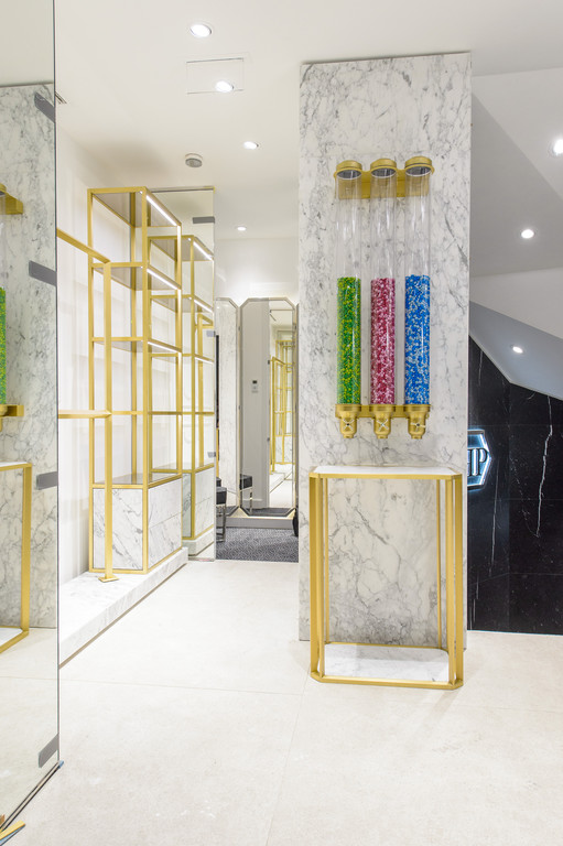 Smarties Spender.jpg