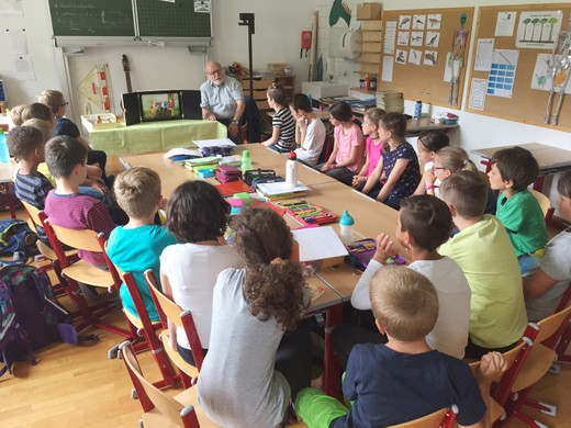 VS Bings mit Lesepate Gerhard Gruber.JPG