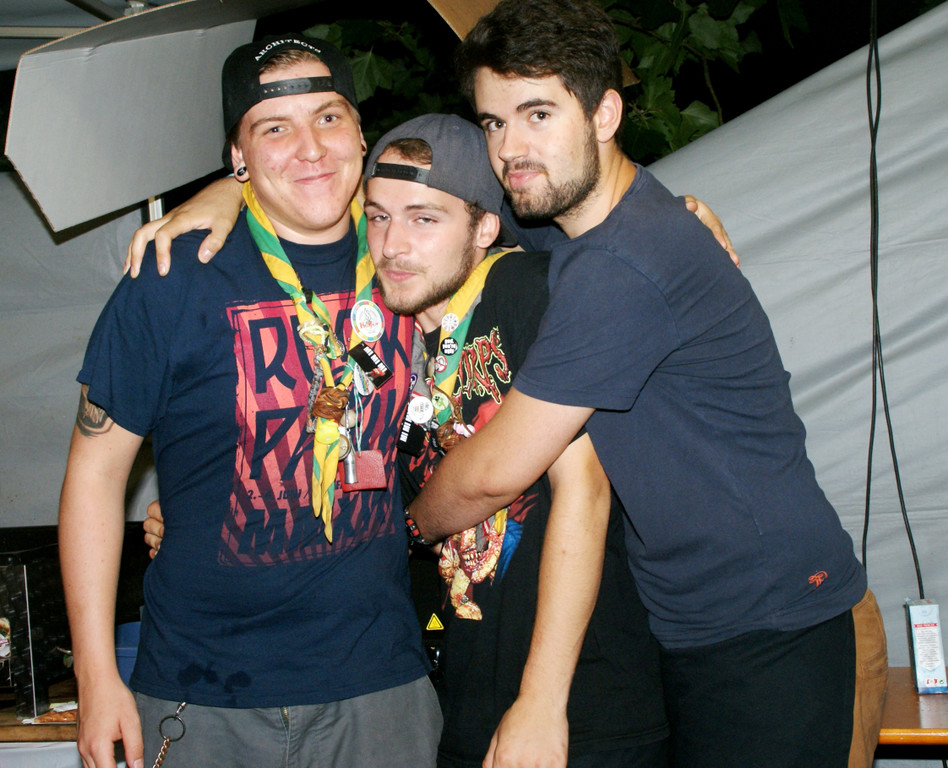 Die Pfadfinder sorgten f__r das leibliche Wohl der G__ste.JPG