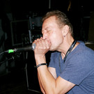 Unterst__tzung f__r Malakov - Andi mit der Mundharmonika.JPG