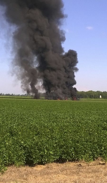 Military_Plane_Crash_29878.jpg
