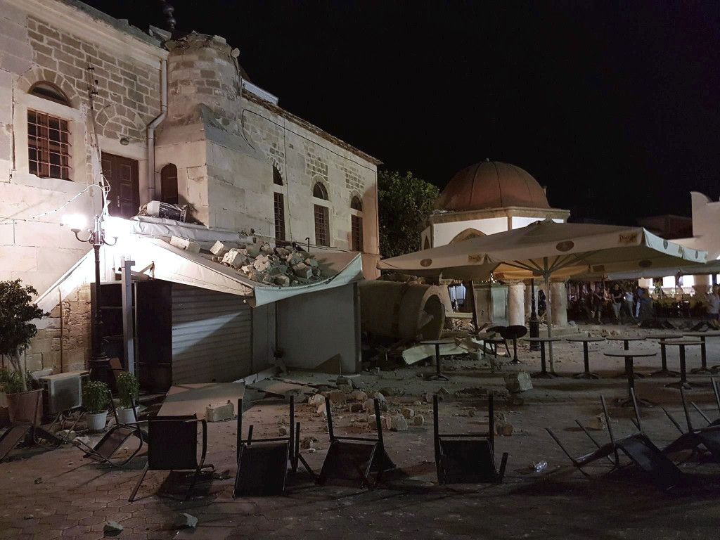 Greece_Turkey_Earthquake_73478.jpg