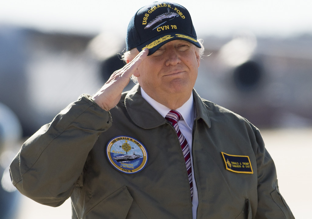 Trump_USS_Ford_AFP _3_.jpg