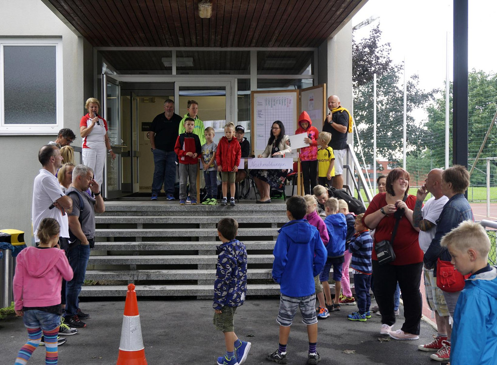 Kinderolympiade Gemeinde B Stationen 23-07-2017 _1_.JPG