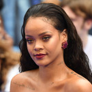 Rihanna: Busen-Presse-Alaram bei Premiere von Valerian