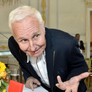 Klaus Eberhartinger mit Goldenem Ehrenzeichen geehrt