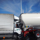 Lkw-Auffahrunfall auf der S2 forderte einen Schwerverletzten: Bilder der Unfallstelle