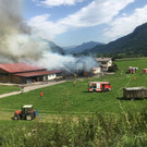 Stallgebäude in Nenzing in Vollbrand