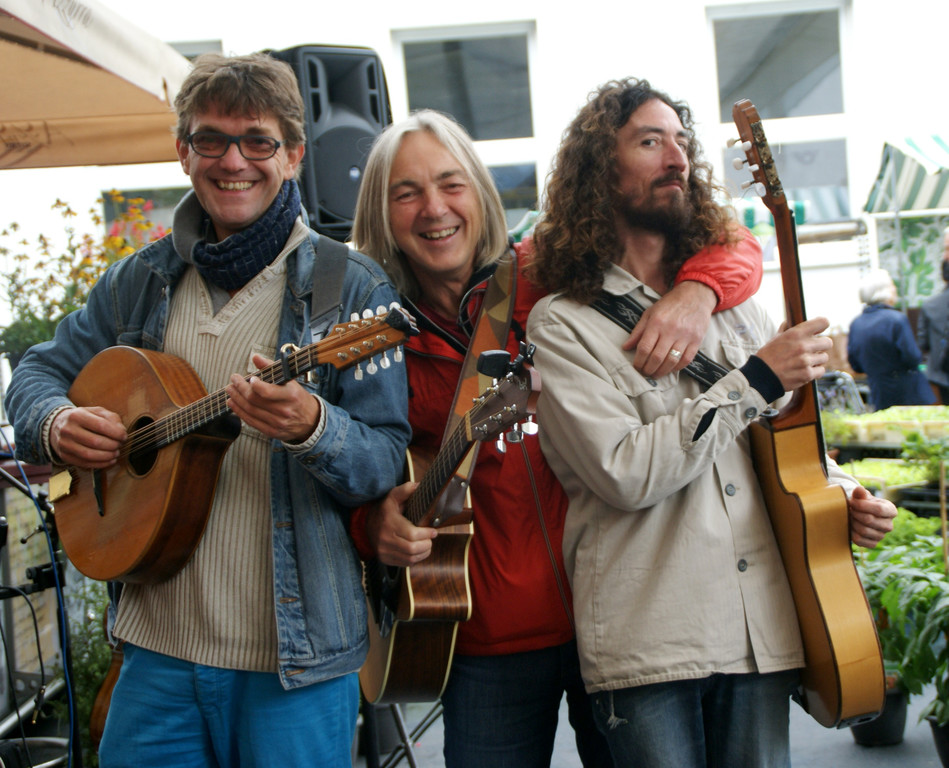 Musik gab es von der Gomera Street Band.JPG