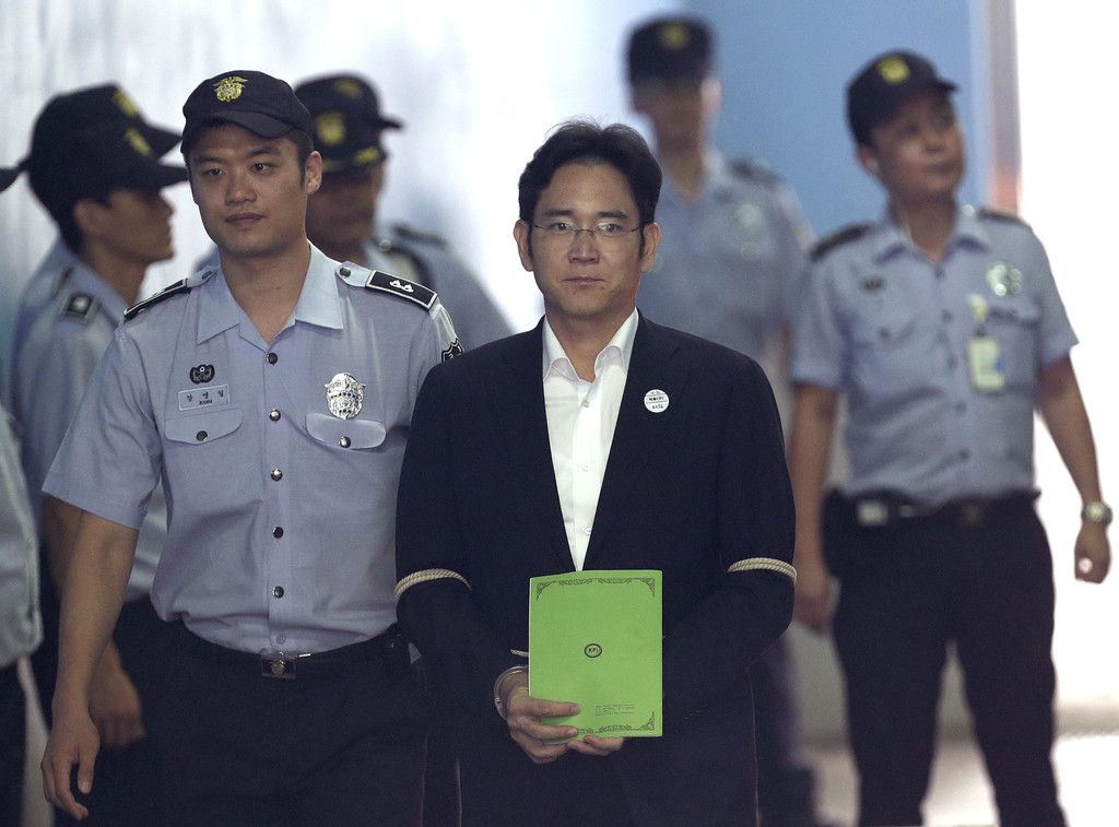 South_Korea_Samsung_Scandals_58429.jpg