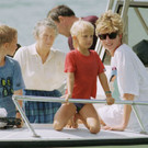 Britain_Diana_Statue_50465.jpg