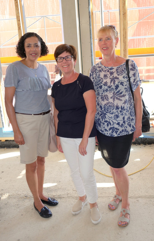 Gemeinschaftshaus FIRSTFEIER D Menschen 24-08-2017 _3_.JPG