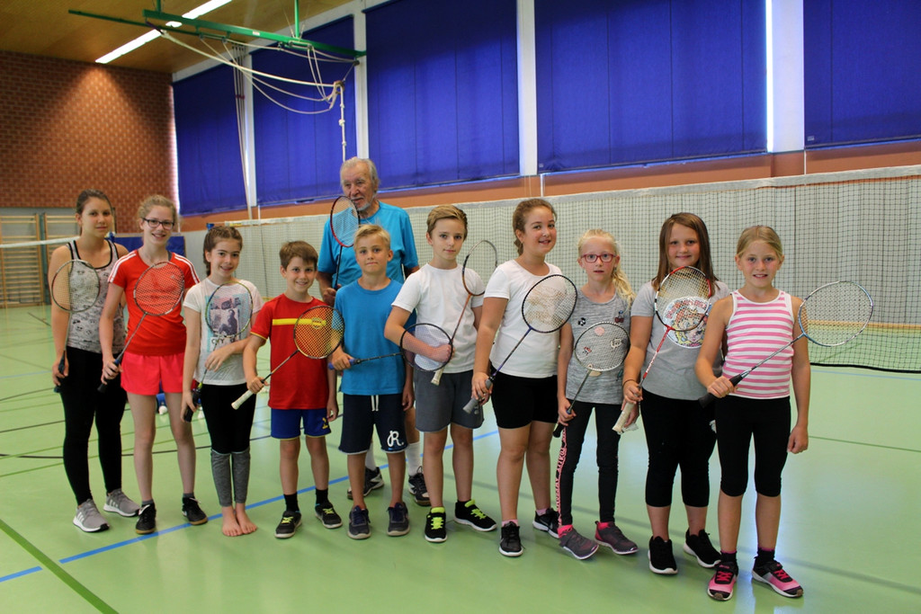Ferienprogram BADMINTON 17-07-2017 _1_.JPG