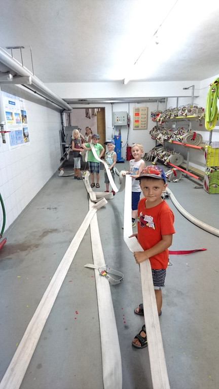 Ferienprogramm FEUERWEHR LOCHAU 01-08-2017 _12_.JPG