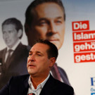 2017-09-08T105312Z_947313944_RC137CD004A0_RTRMADP_3_AUSTRIA-ELECTION.JPG