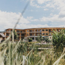HOLZBACH_au__en heldentheater_at.jpg