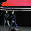 Apple_Showcase_16168.jpg