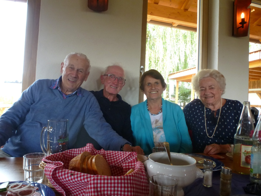 Seniorenausflug __BERLINGEN APFELZ__GLE 05-09-2017 B__HLER _7_.JPG
