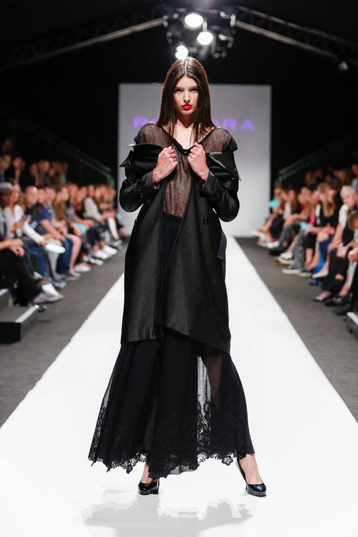 2017-09-13-MQVFW-19-00h-a-Rozbora Couture-SW-005.jpg