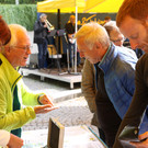 Betrieb an der Kasse.JPG