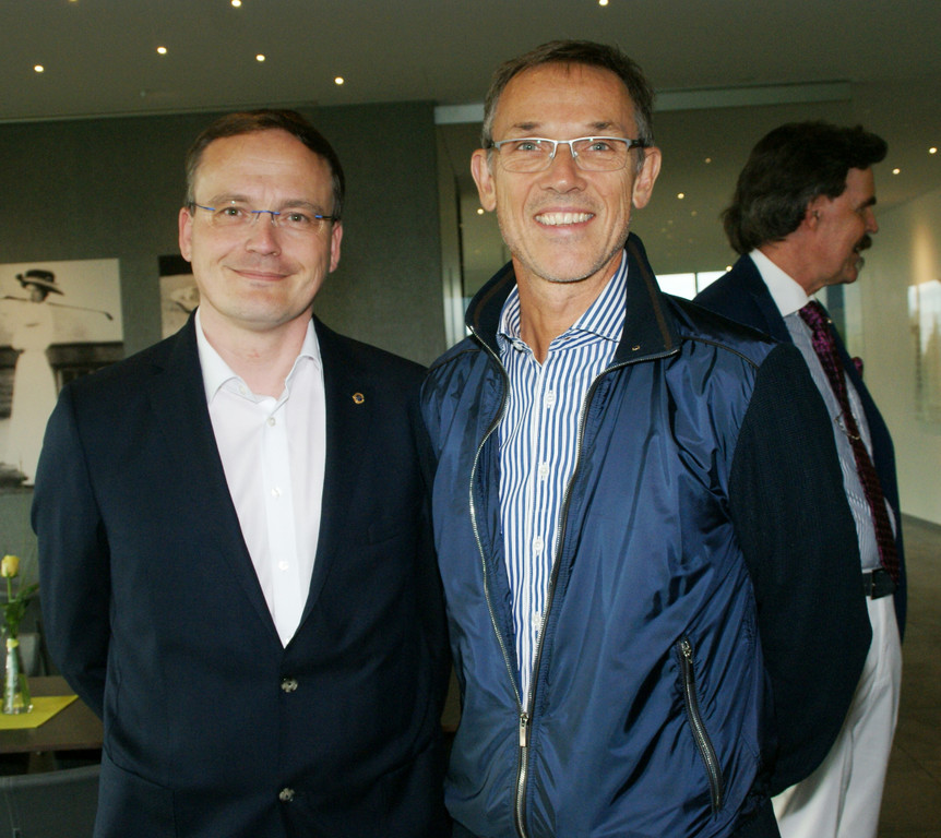 v_li_ Stephan Hoffmann _amtierender Pr__sident der Lions FK__ robert Slepicka _past president_ 1.JPG