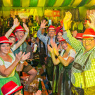 Eindrücke aus dem Wiesbauer-Zelt auf der Wiener Wiesn