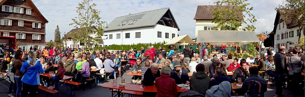 K__rbsi und Kartoffelfest 2.JPG