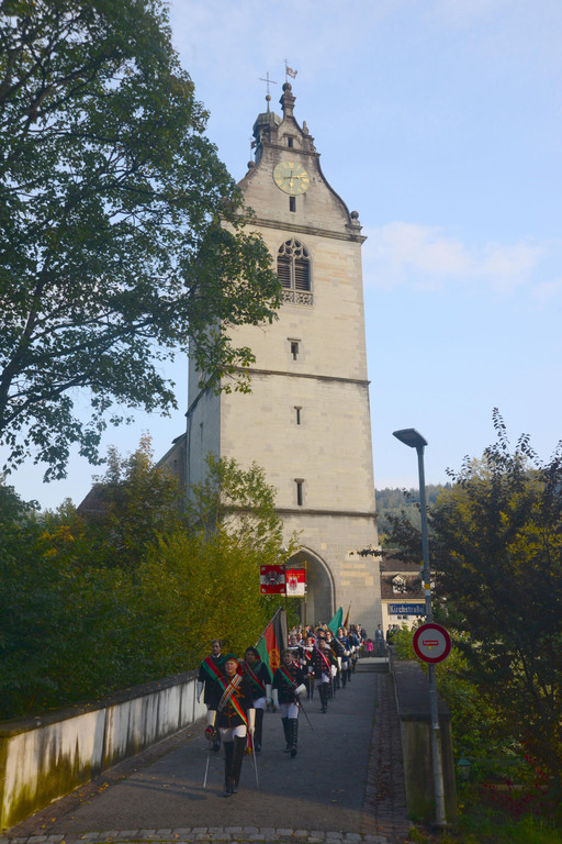 Festumzug_Stadtpfarrkirche.jpg