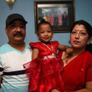 Dreijährige Göttin in Nepal gekrönt